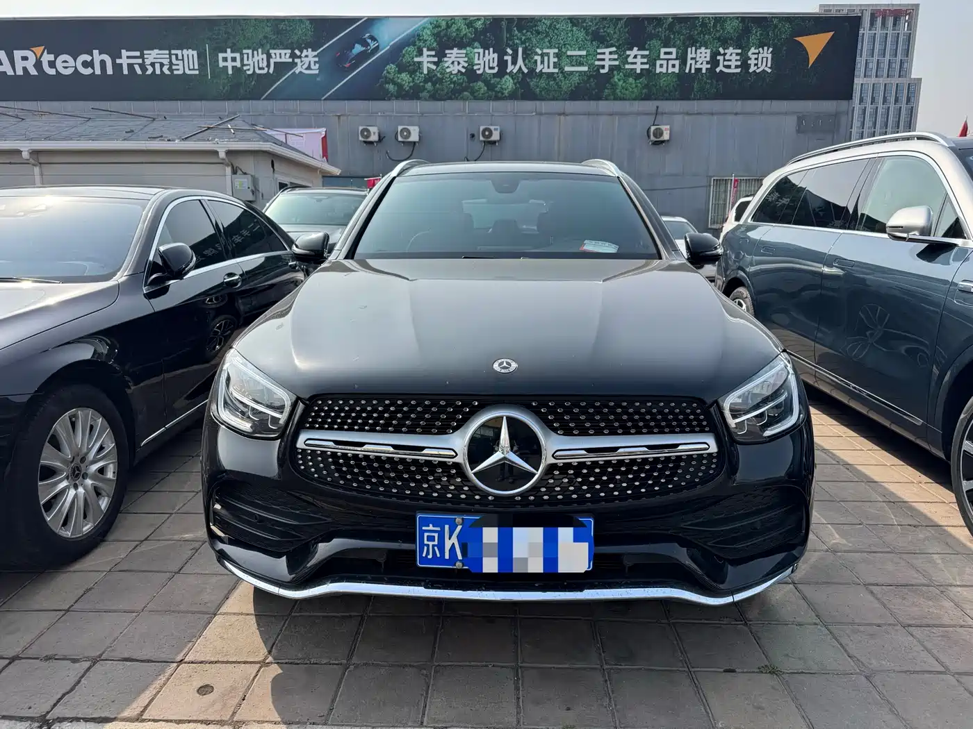 MERCEDES-BENZ GLC