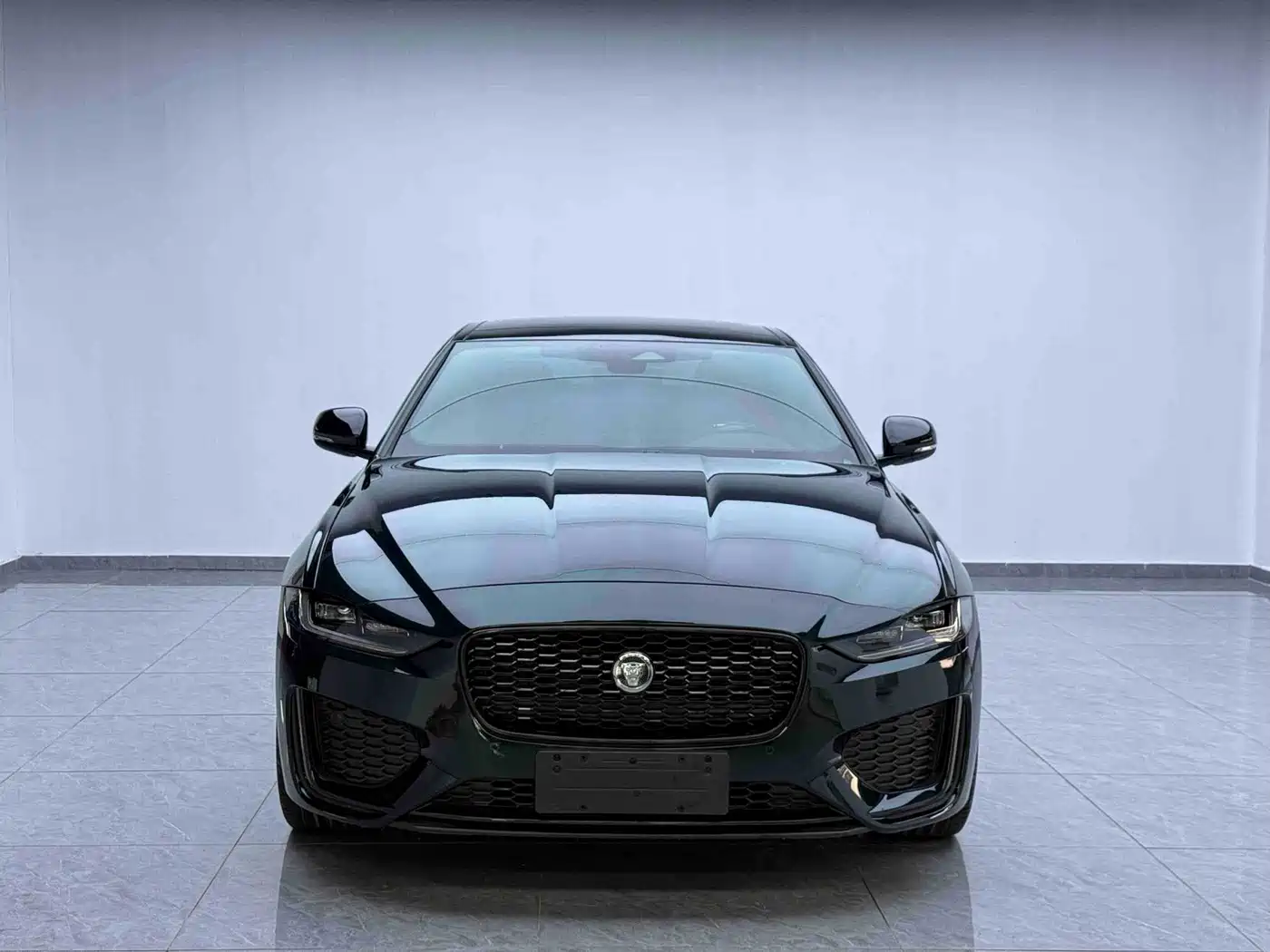 2025 Jaguar XEL