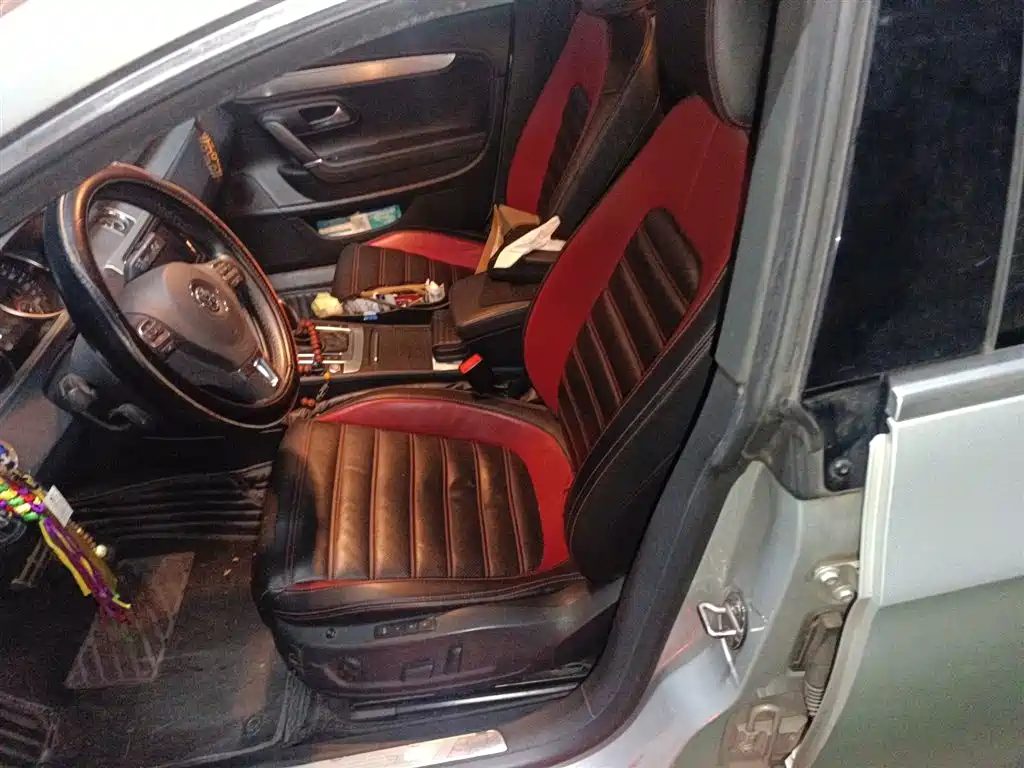 Volkswagen FAW-Volkswagen CC 2018 1.8TSI Luxury фото 8