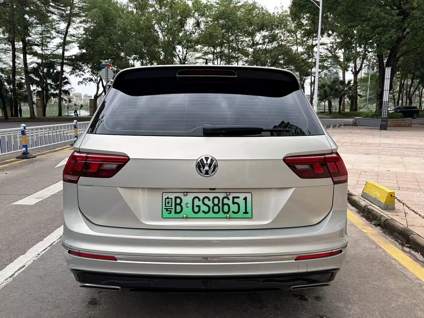VOLKSWAGEN TIGUAN L NEW ENERGY