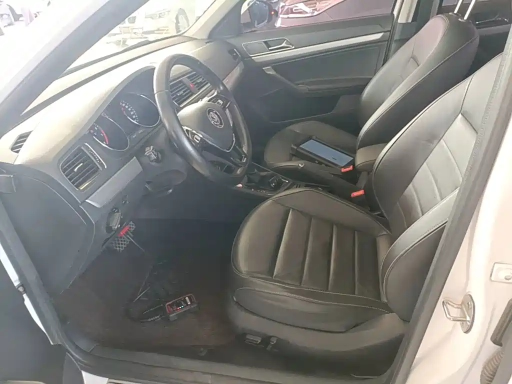 Volkswagen Lavida Tour 2018 2017 230TSI DSG Comfort Edition