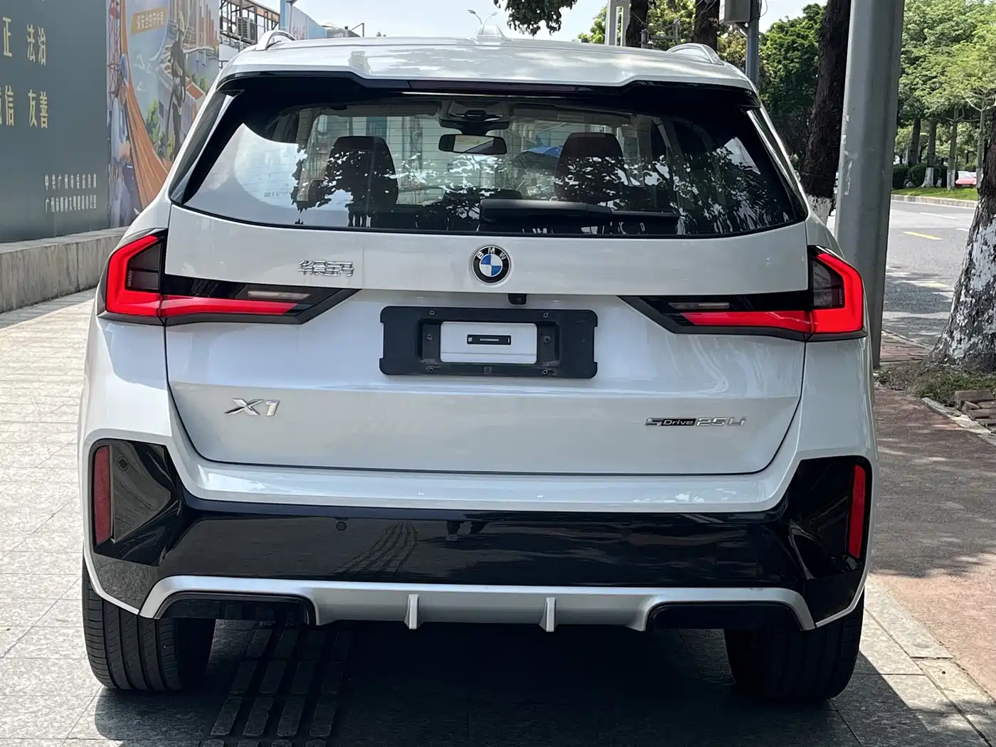 BMW X1 2025 sDrive25Li M Sport Package фото 5