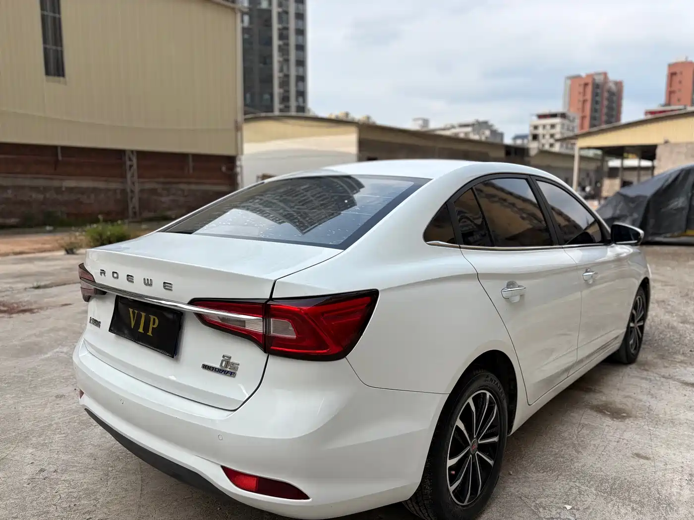 ROEWE I5