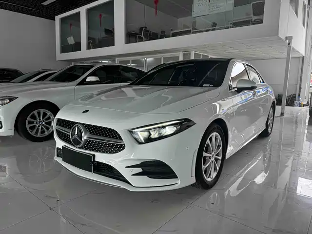 MERCEDES-BENZ A CLASS