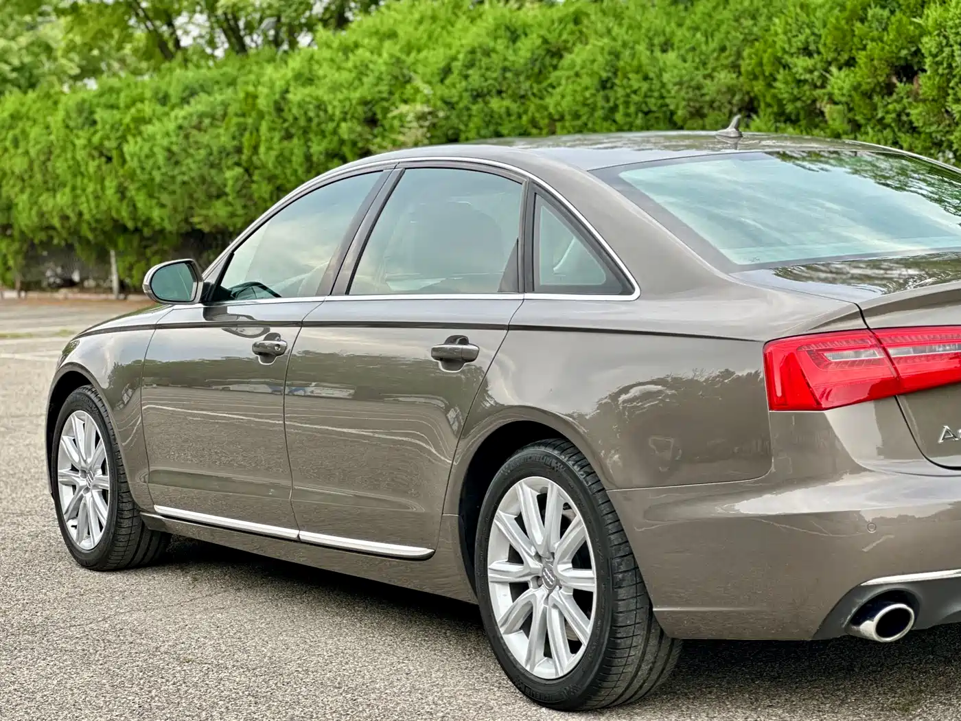 Photo 13 - Audi A6L