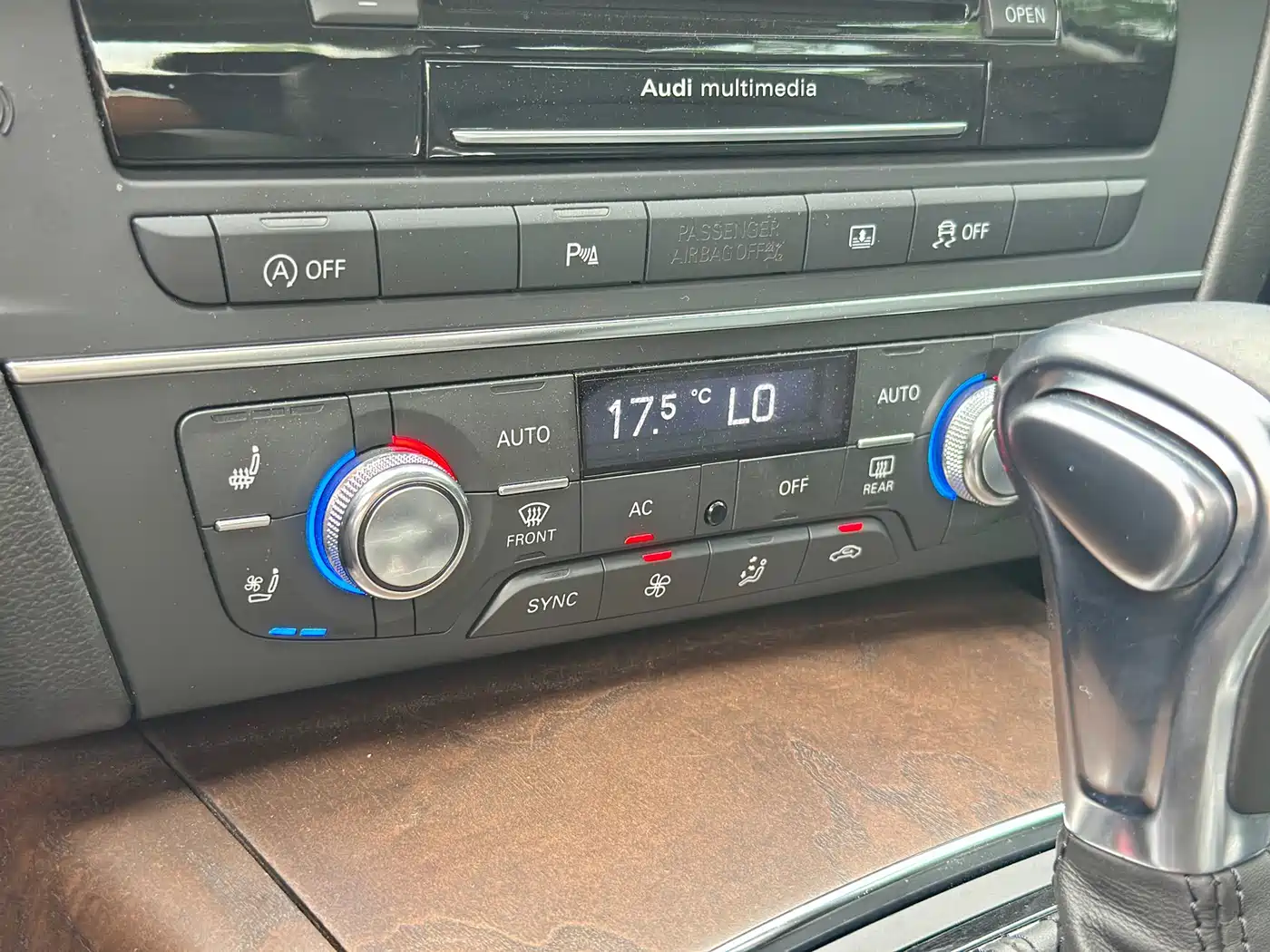 Photo 26 - Audi A6L