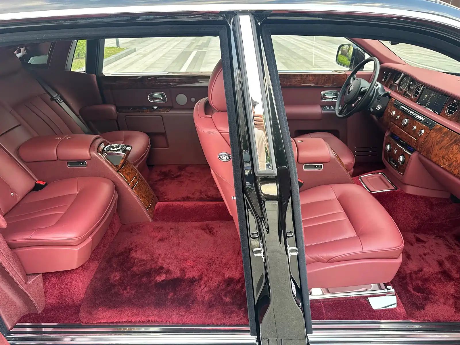 Фото 5 - Rolls-Royce Phantom