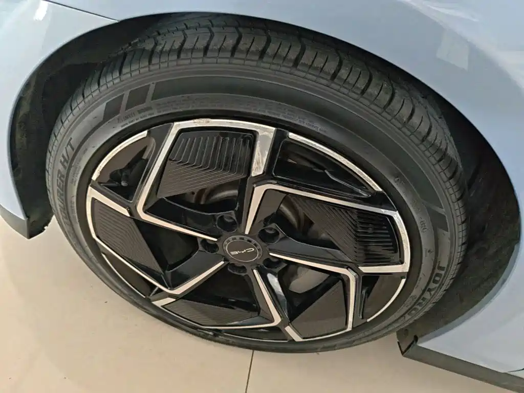Photo 23 - BYD Seal