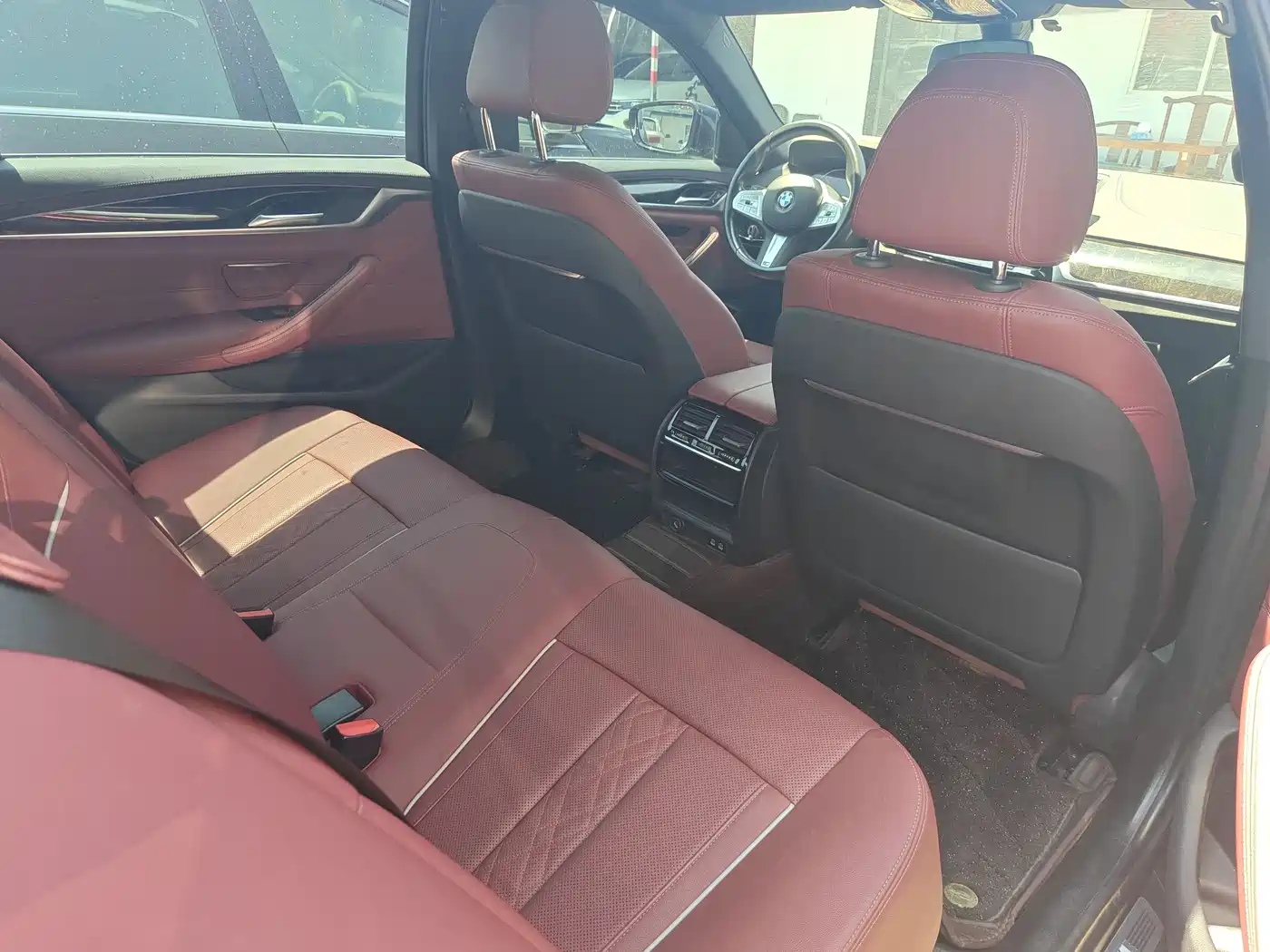 BMW 5 Series 2022 525Li M Sport Package фото 10