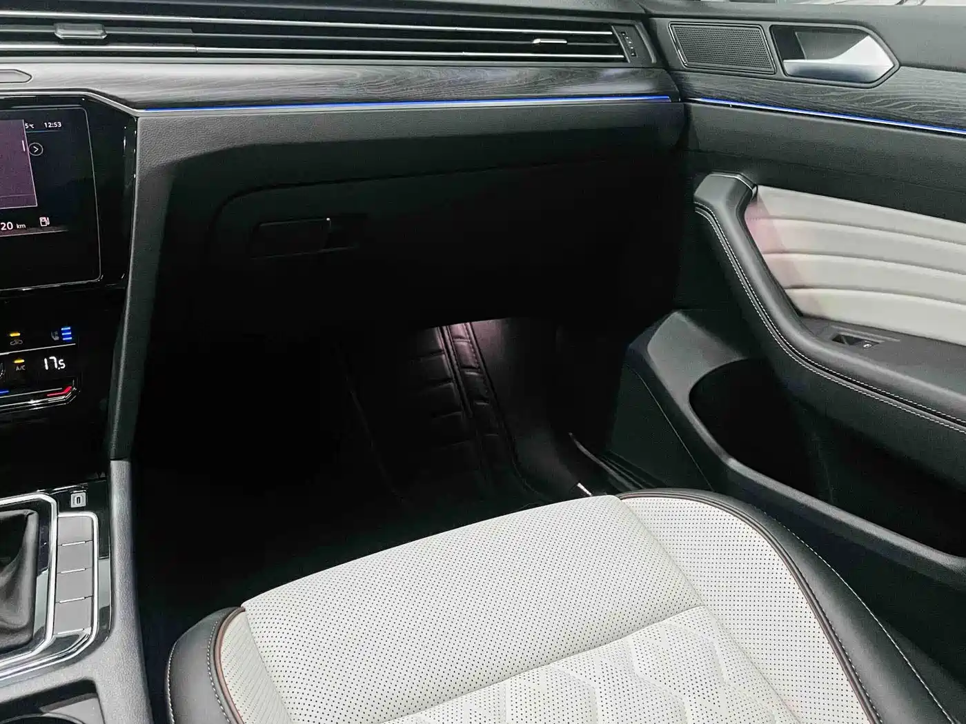 Volkswagen Magotan 2026 2026 Model 30 Million Special Selection 380TSI DSG Luxury