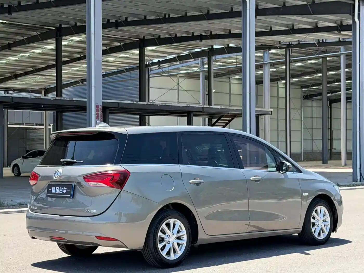 Buick GL6 2018 18T 6-Seater Luxury фото 11
