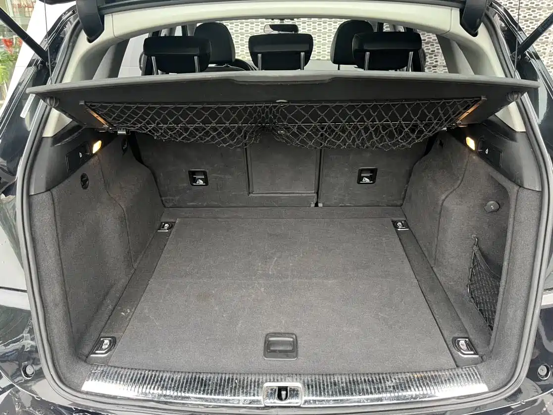 Audi Q5 2016 40 TFSI Technology Model фото 16