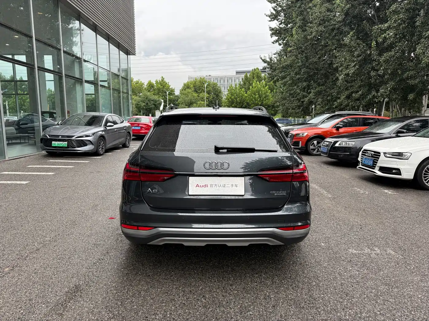 Фото 18 - Audi A6 (Import)