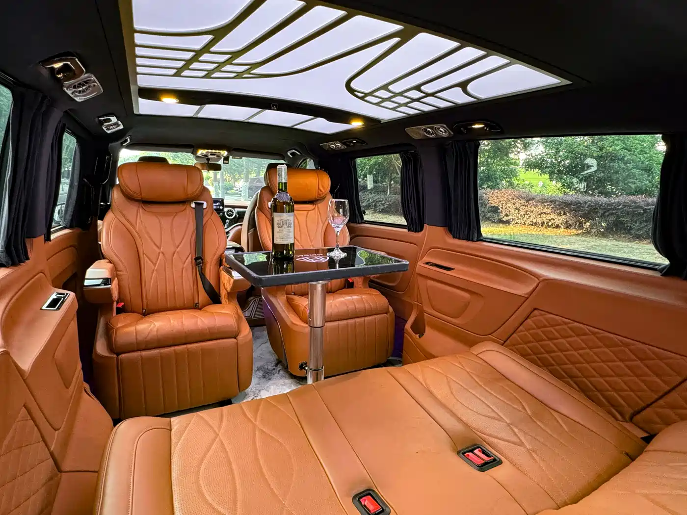 Mercedes-Benz Vito 2021 2.0T Business Edition 7-seater фото 23