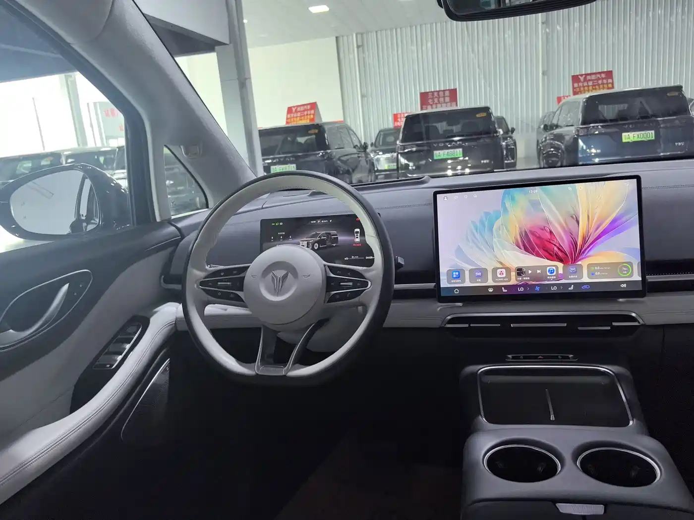 Voyah Auto Voyah Dreamer 2025 2025 Model PHEV 4WD Premium QianKun Edition