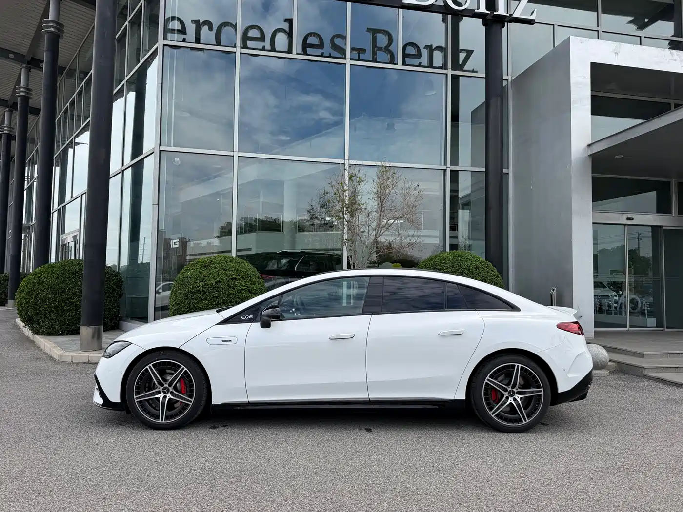 Mercedes-Benz EQE AMG 2023 AMG EQE 53 4MATIC+ фото 7