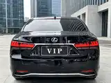Фото 8 - Lexus LS