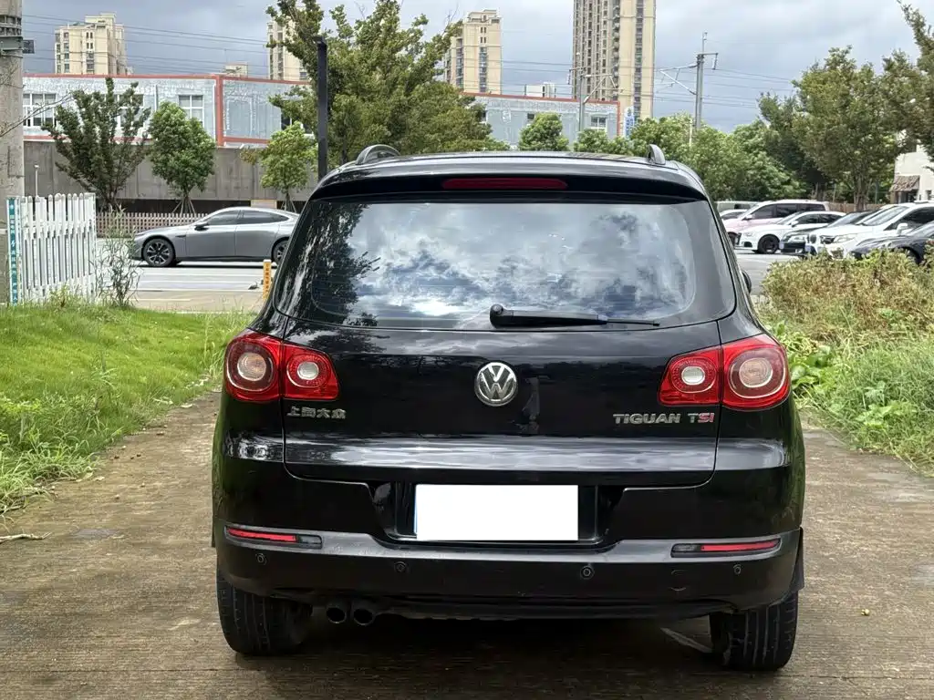 Фото 12 - Volkswagen Tiguan
