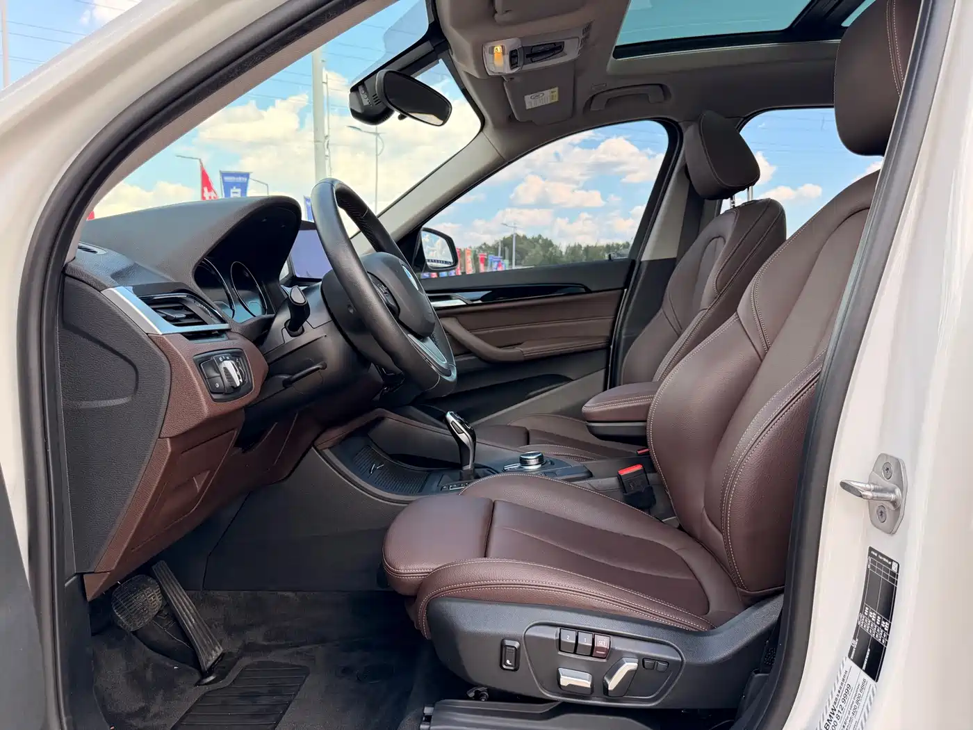 BMW X1 2022 sDrive20Li Premium фото 7