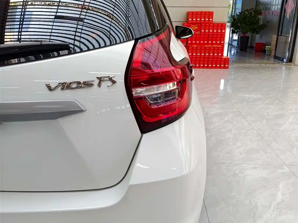 TOYOTA VIOS FS