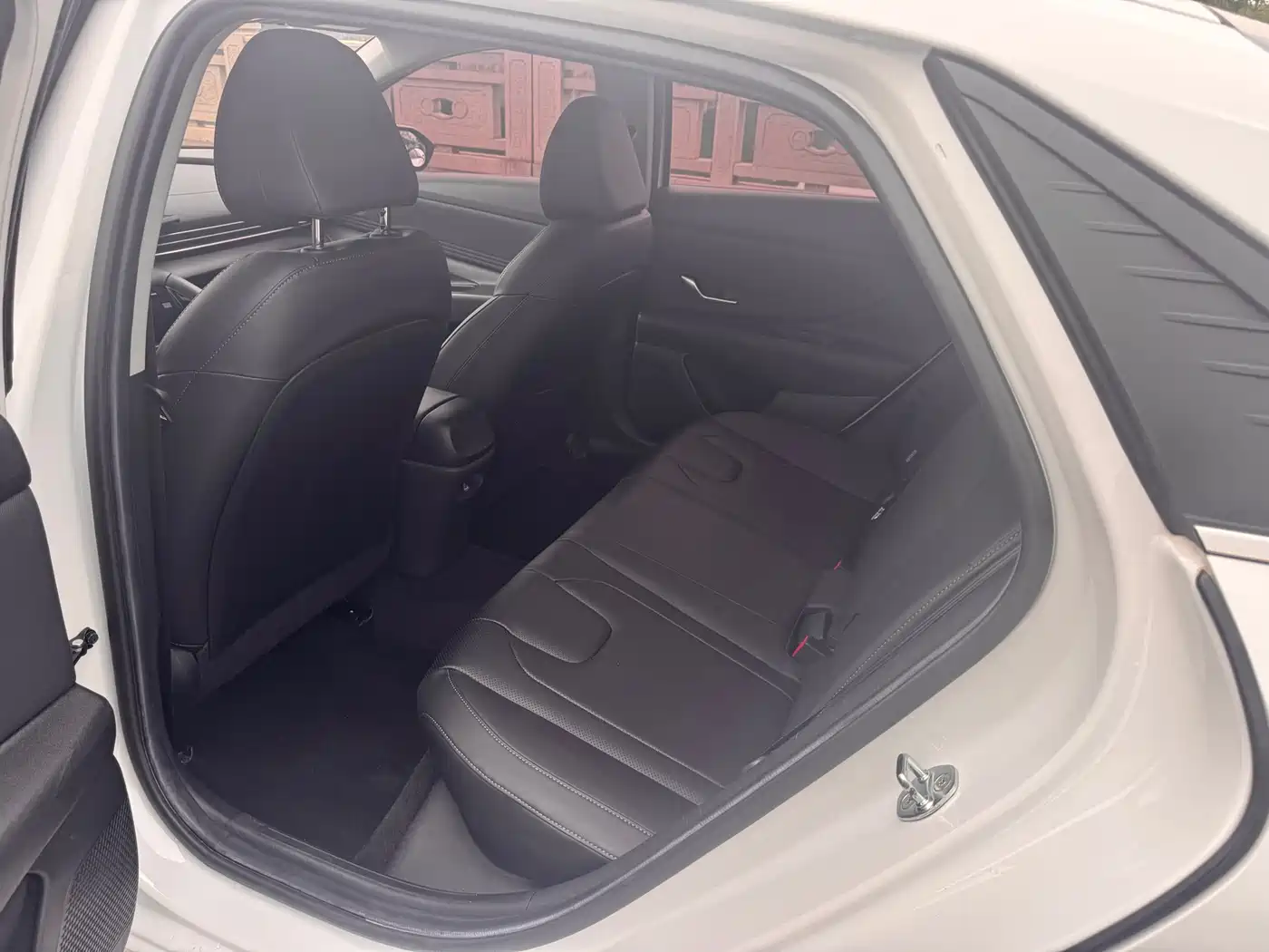 Hyundai Elantra 2021 1.5L CVT GLX Elite Edition фото 7