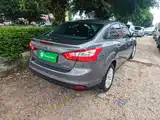 Фото 7 - Ford Focus