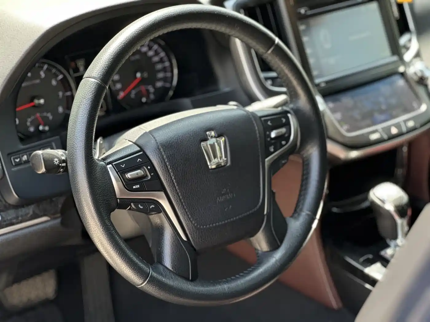 Toyota Crown 2018 2.0T Sport Edition фото 12