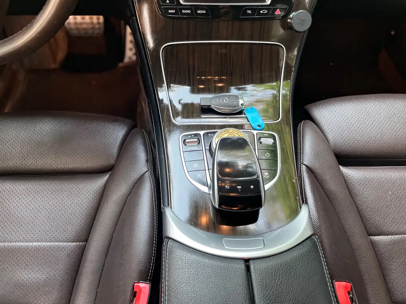 Mercedes-Benz GLC 2018 GLC 260 4MATIC Luxury фото 16