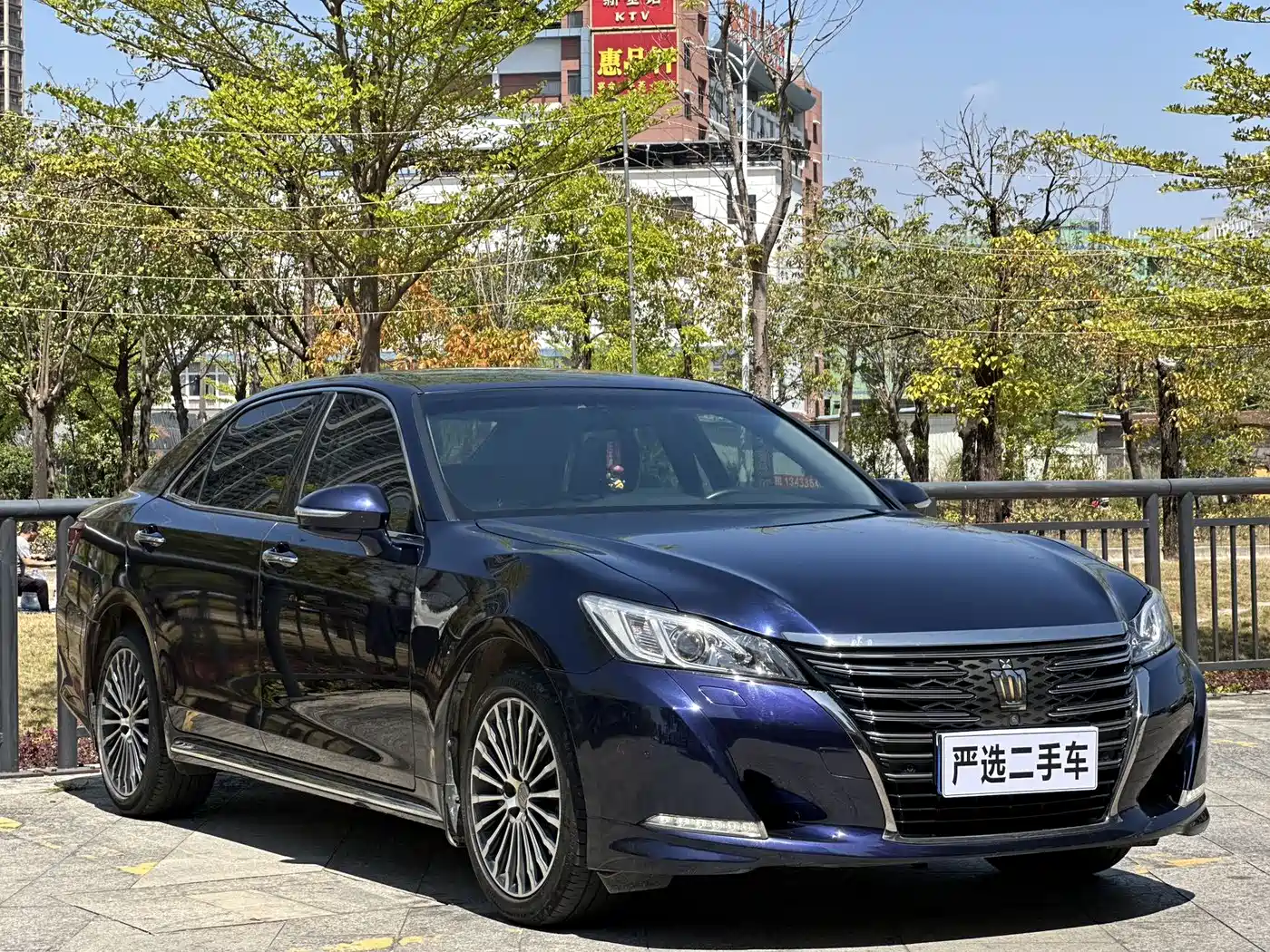 Toyota Crown 2018 2.0T Sport Edition фото 2