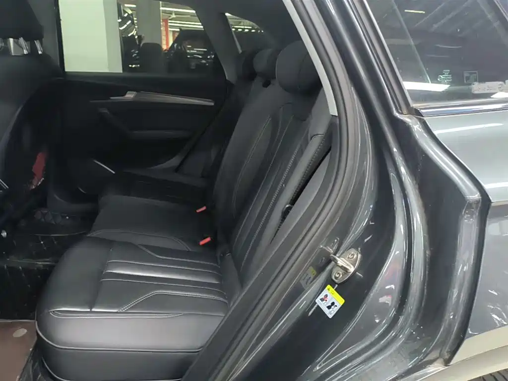 Audi Q5L 2022 40T Luxury Dynamic фото 17