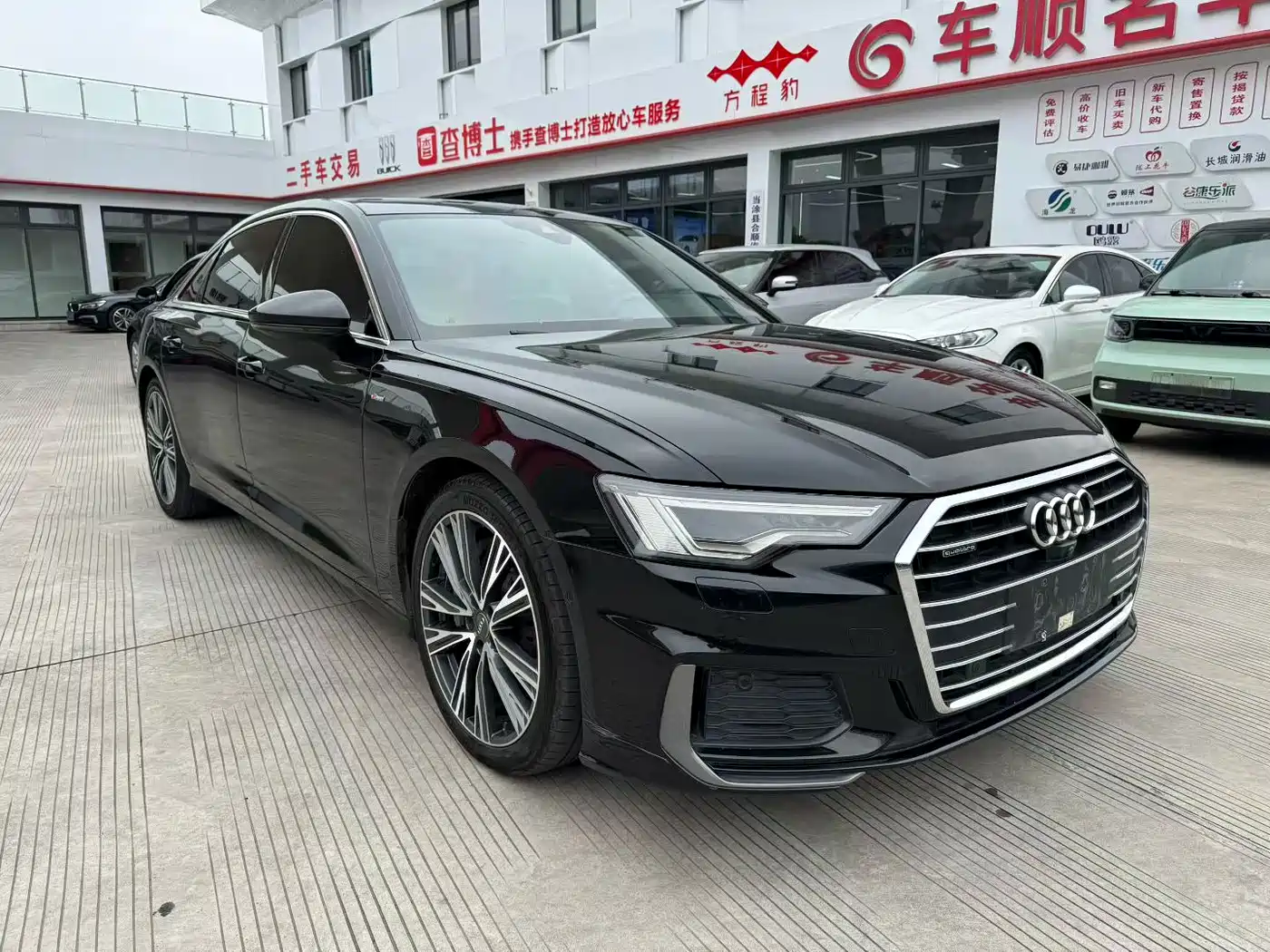 Audi A6L 2020 55 TFSI quattro Exclusive Dynamic фото 3