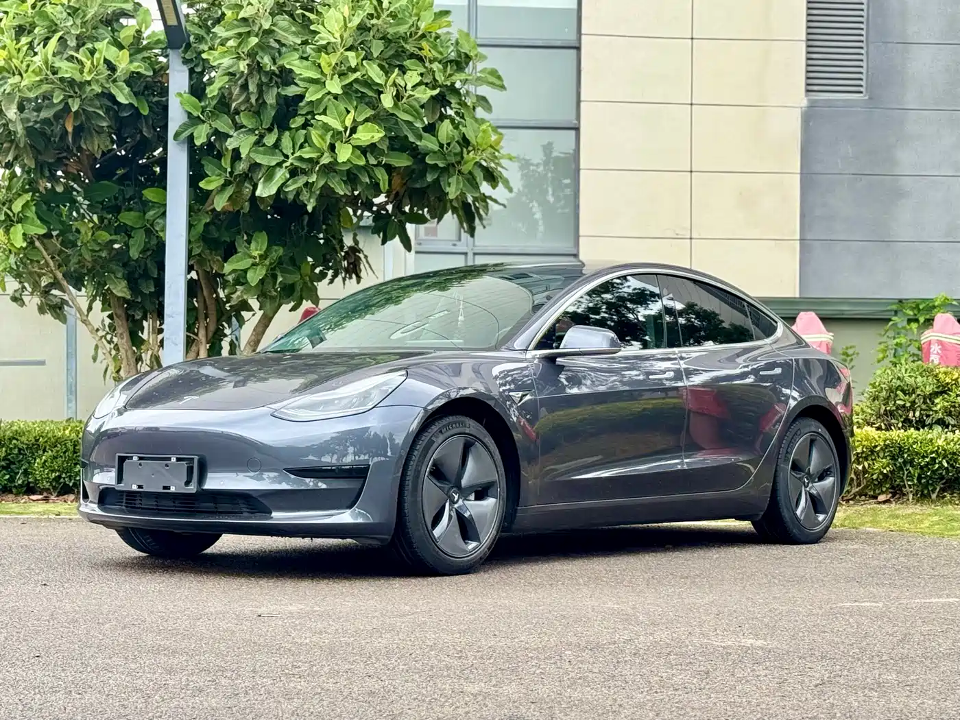 Tesla Model 3 2019 Standard Range Rear-Wheel Drive Upgrade
