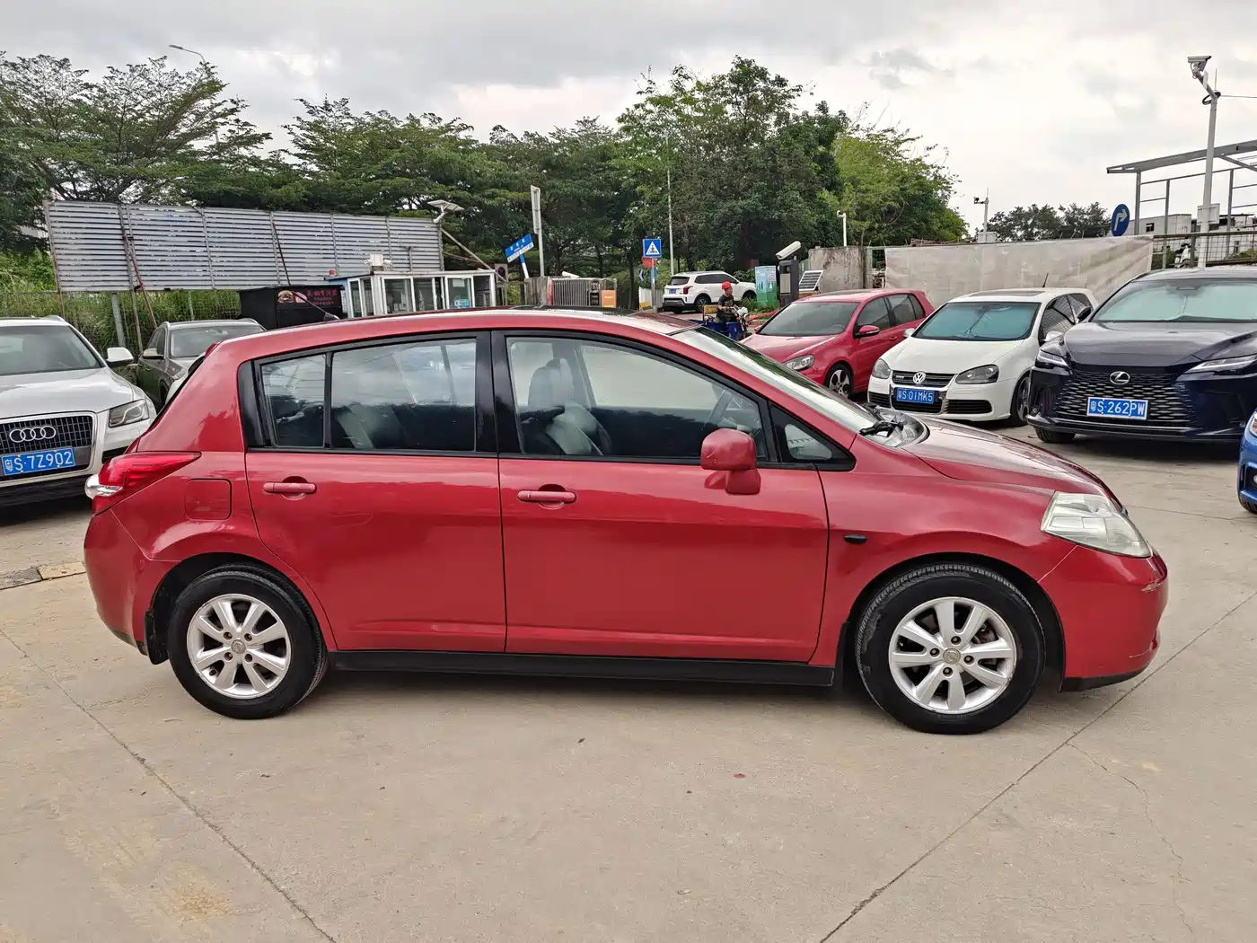 Nissan Tiida 2009 2008 1.6L Automatic Smart