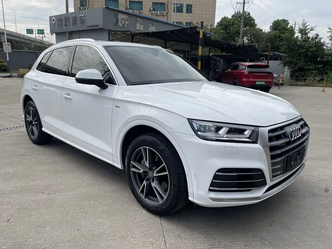 Audi Q5L 2020 Facelift 40 TFSI Honor Fashion фото 21