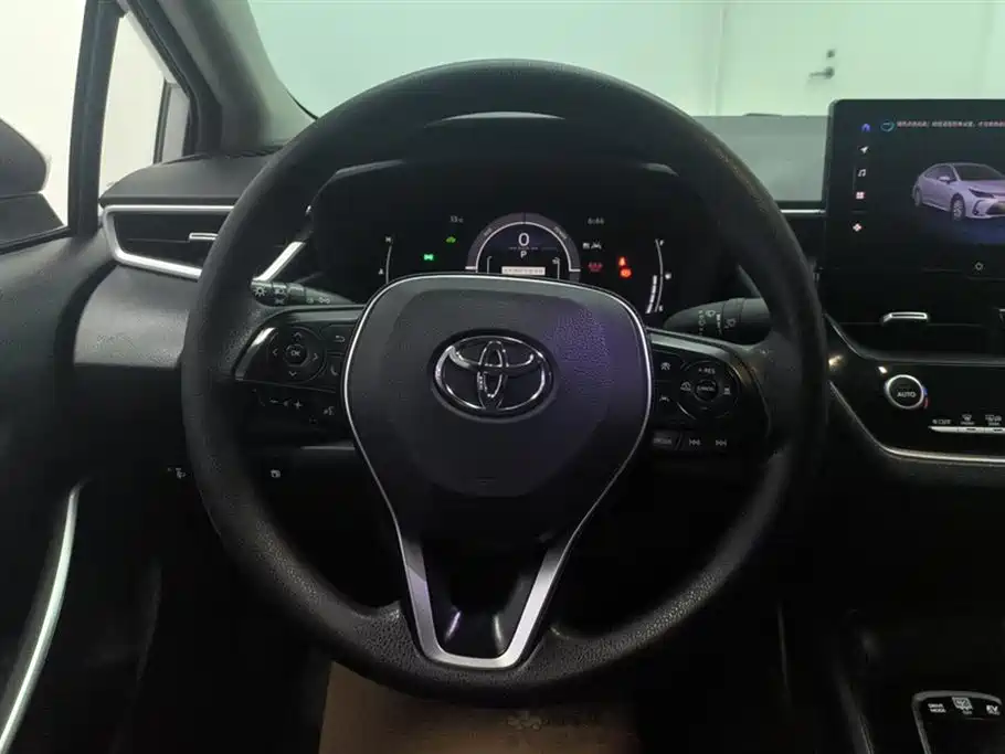 Toyota Corolla 2023 1.8L Smart Hybrid Dual Engine Elite Edition фото 15