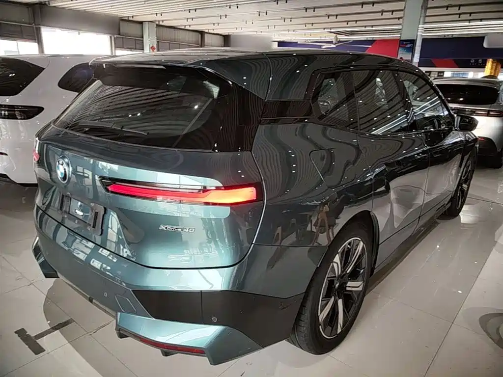 BMW iX 2022 xDrive40 фото 7