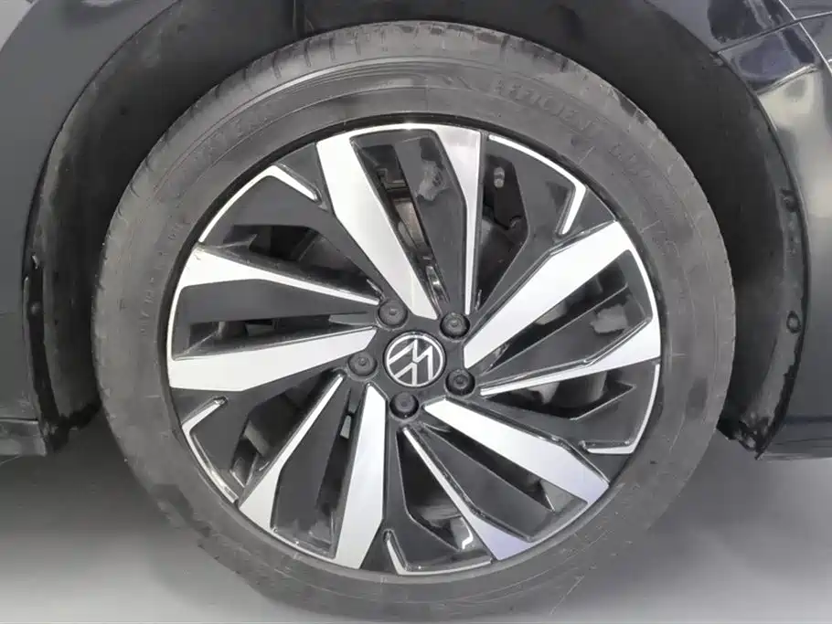 Volkswagen Passat 2023 Facelift 330TSI Starlight Elite Edition фото 6