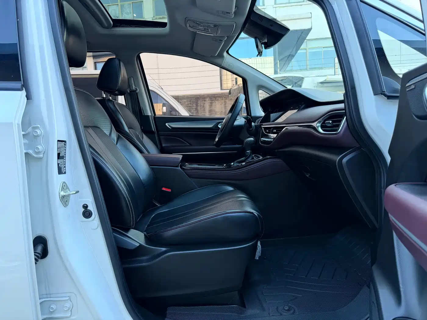 Фото 9 - GAC Trumpchi Trumpchi M6