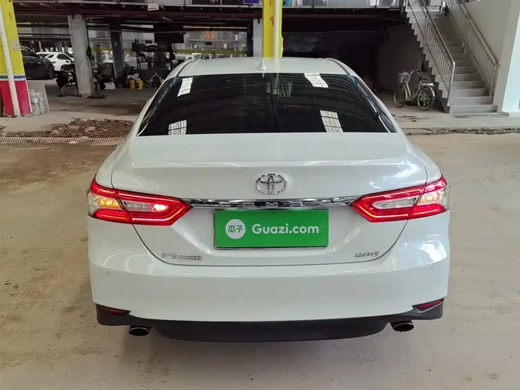 Toyota Camry 2021 2.0G Luxury Edition фото 6