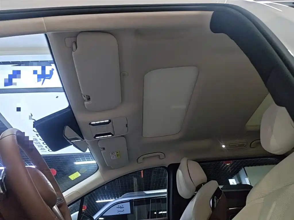 BYD Xia 2025 DM-i 1.5T 180km Surpass Edition фото 18