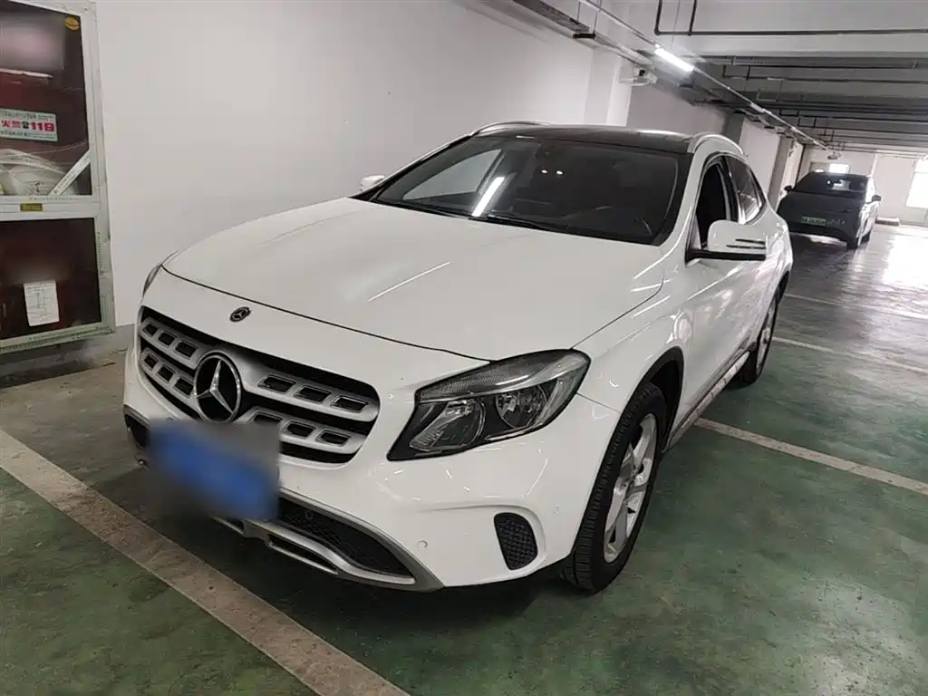 Mercedes-Benz GLA 2019 GLA 200 Dynamic фото 2