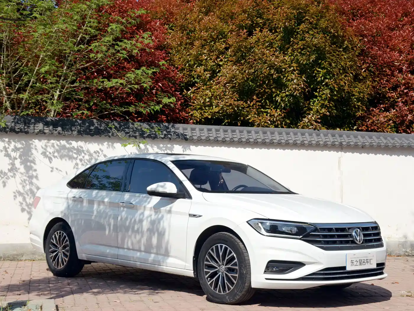 Volkswagen Sagitar 2023 300TSI DSG Surpassing Edition фото 3