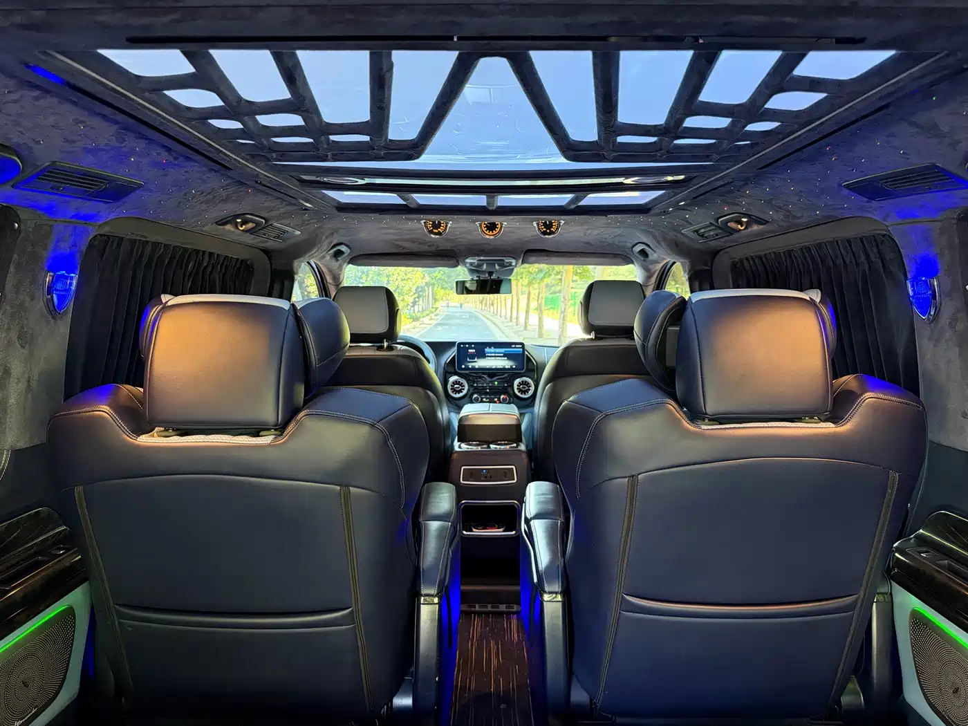Mercedes-Benz Vito 2021 2.0T Business Edition 7-seater фото 20