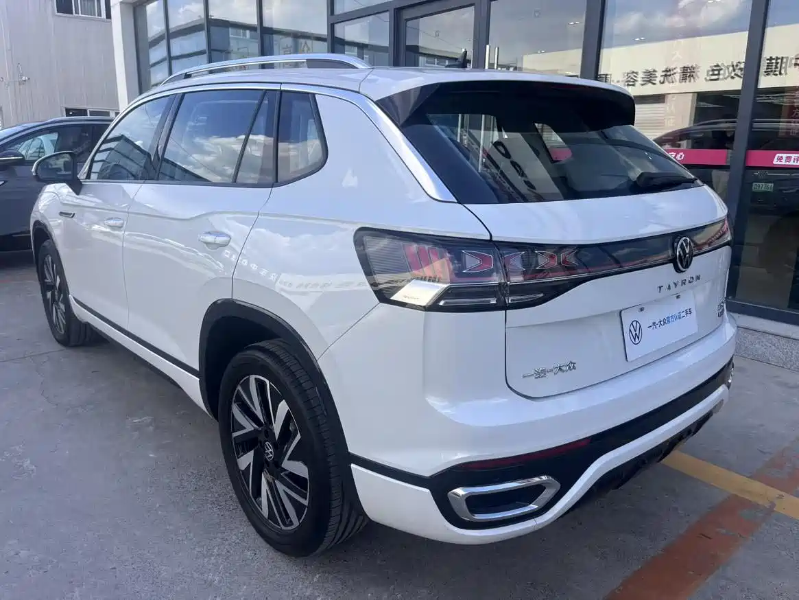 Volkswagen Tayron 2023 380TSI 4WD R-Line High-Performance Edition фото 15