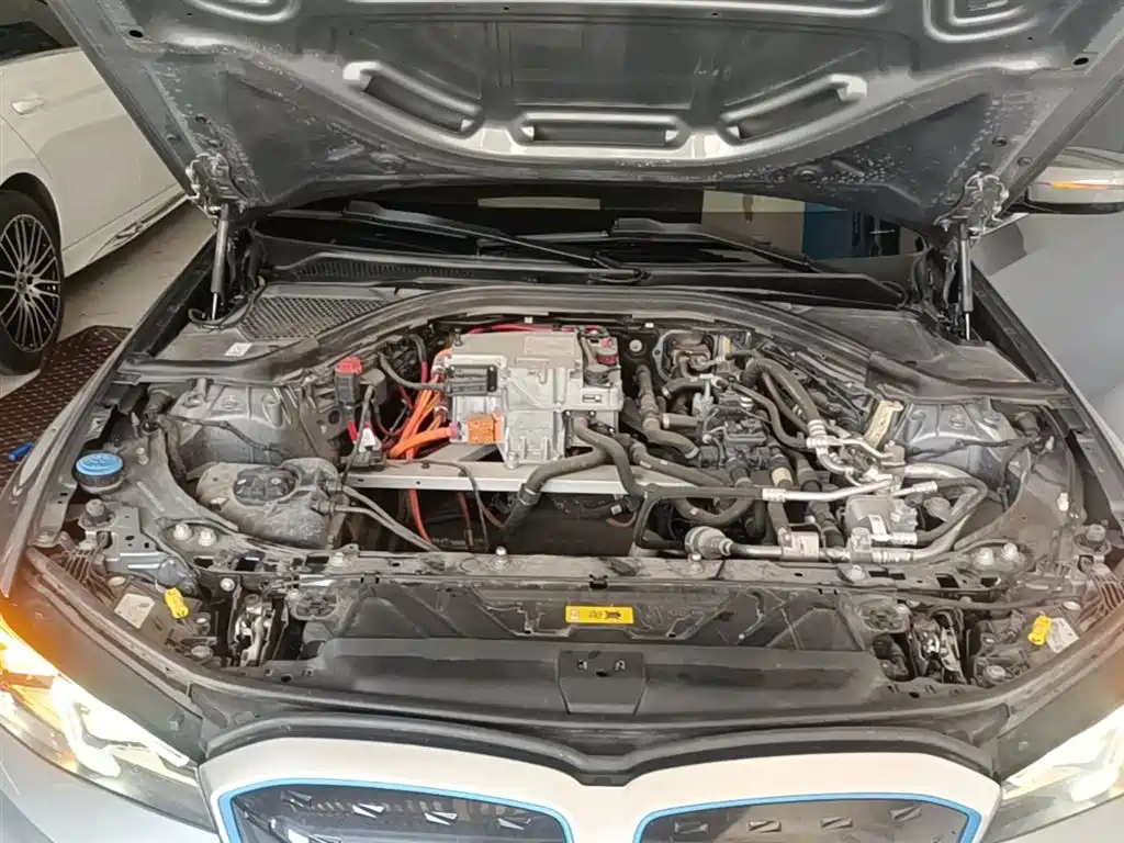 BMW i3 2022 eDrive 35 L фото 20