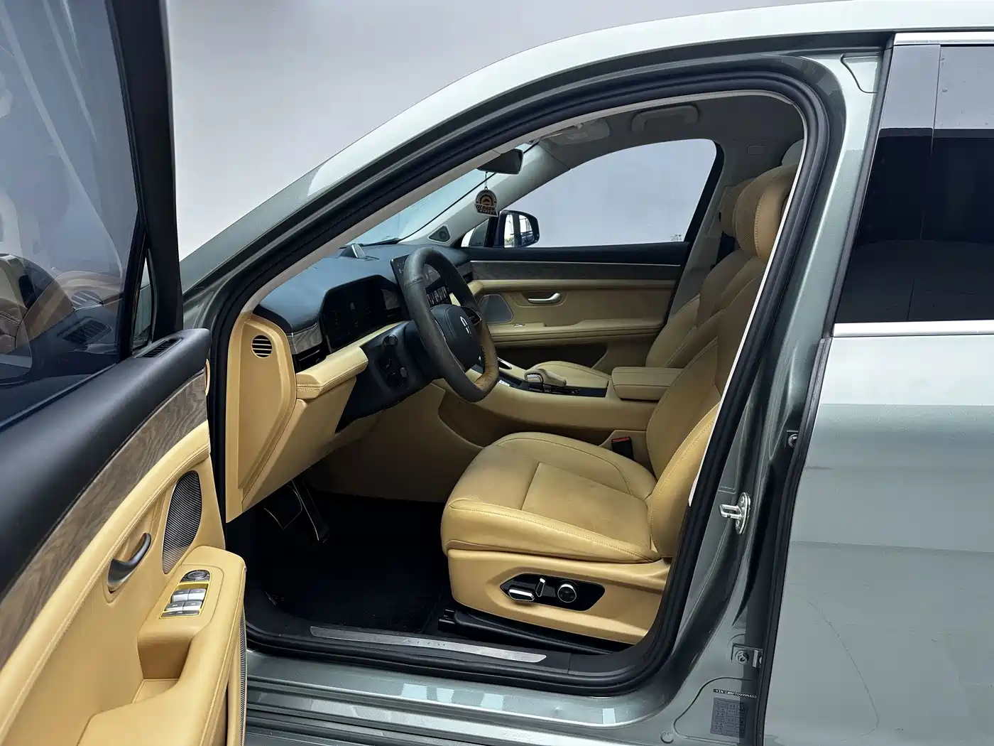 AITO Wenjie AITO M5 2022 2022 Extended Range AWD Ultimate Edition