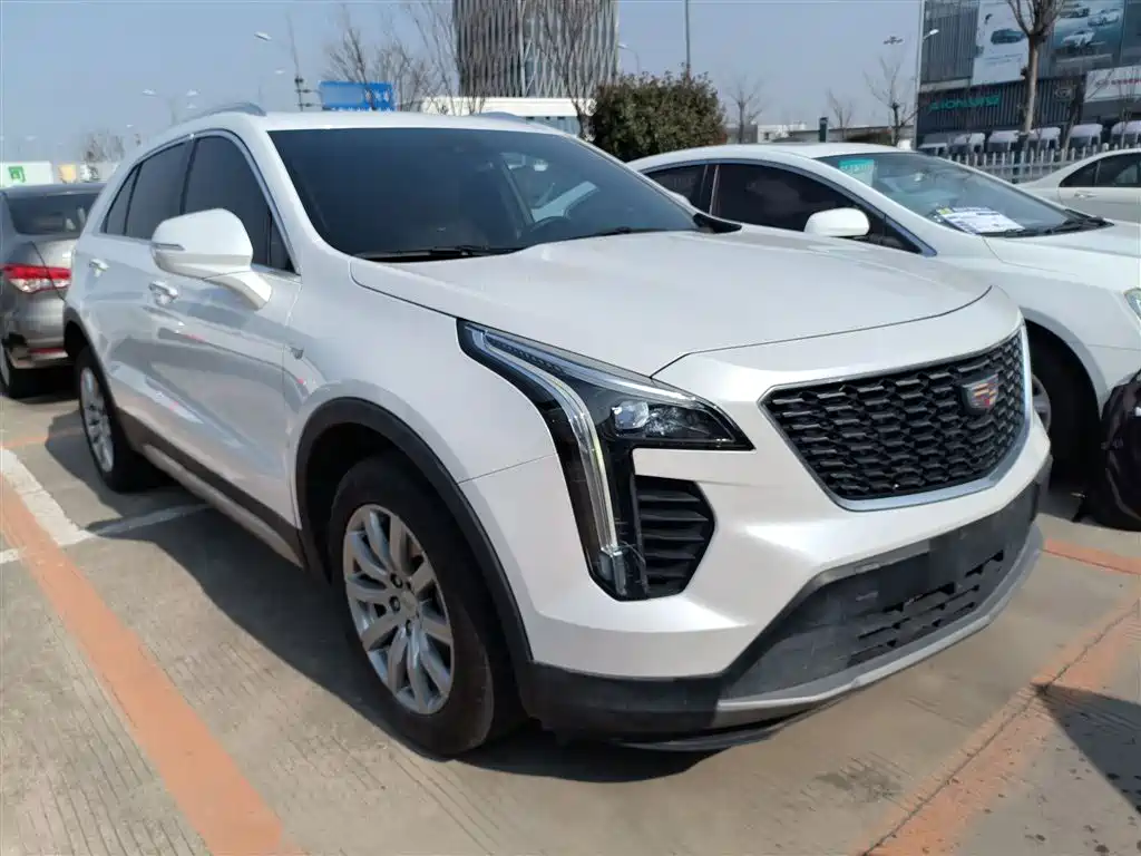 Cadillac XT4 2022 28T FWD Premium фото 22