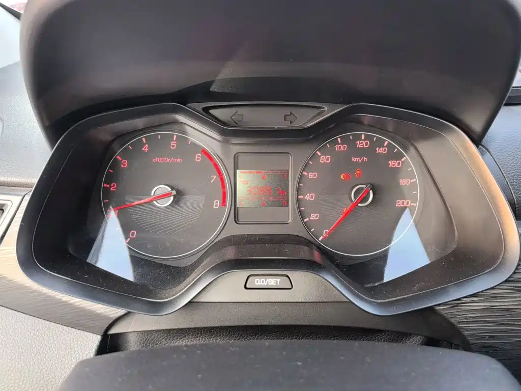 Baojun 310 2021 2020 1.2L Manual Value Edition