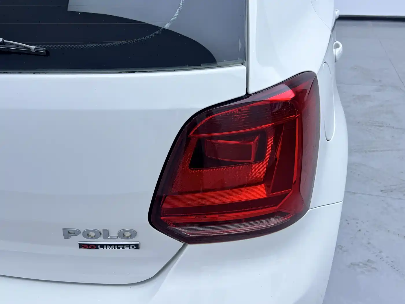 Volkswagen Polo 2014 1.6L Automatic 30th Anniversary Edition фото 10