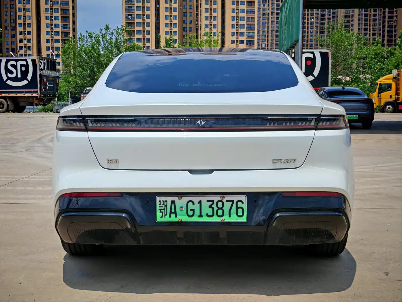 Dongfeng Yipai eπ007 2025 2024 Model 200Pro Range Extender Version